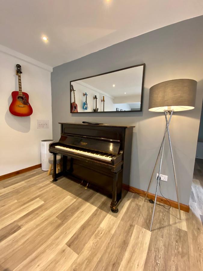 פורט ויליאם 3 Sheraton Apartments מראה חיצוני תמונה